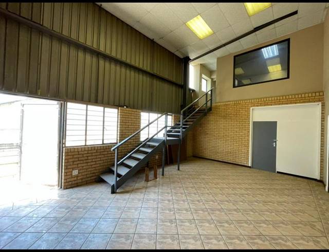 INDUSTRIAL PROPERTY TO RENT IN HENNOPSPARK